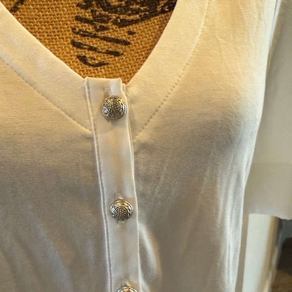 White House Black Market Ivory Button-Up Blouse - Picture 2 of 7